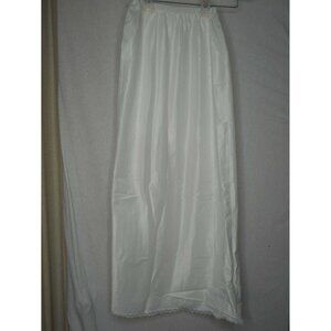 Vtg Nylon creamy White Maxi Full Length half Slip
